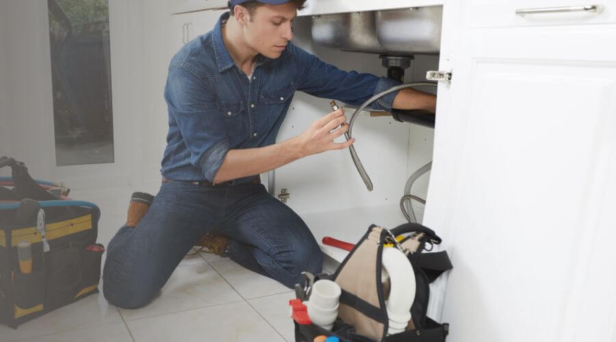 Professional sink repair in Elberfeld, IN